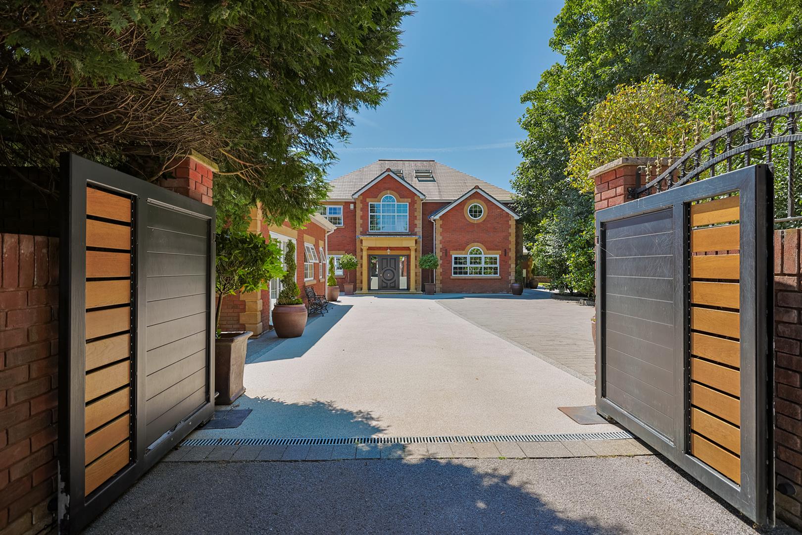 533A Gower Road, Killay, Swansea, SA2 7DS